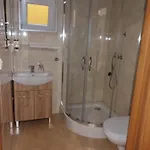 Konukevi Olympia W Przesiece 4*