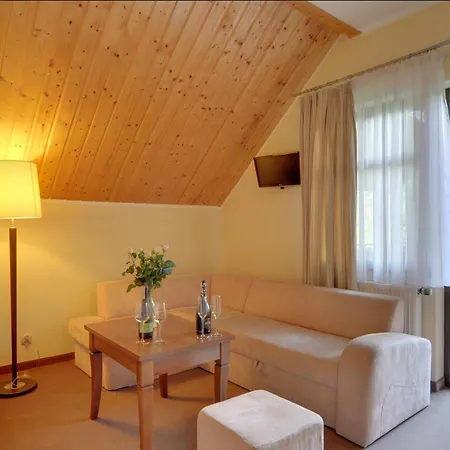 Olympia W Przesiece 4*