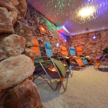 Olympia W Przesiece Gasthuis 4*