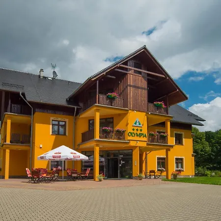 Olympia W Przesiece 4*