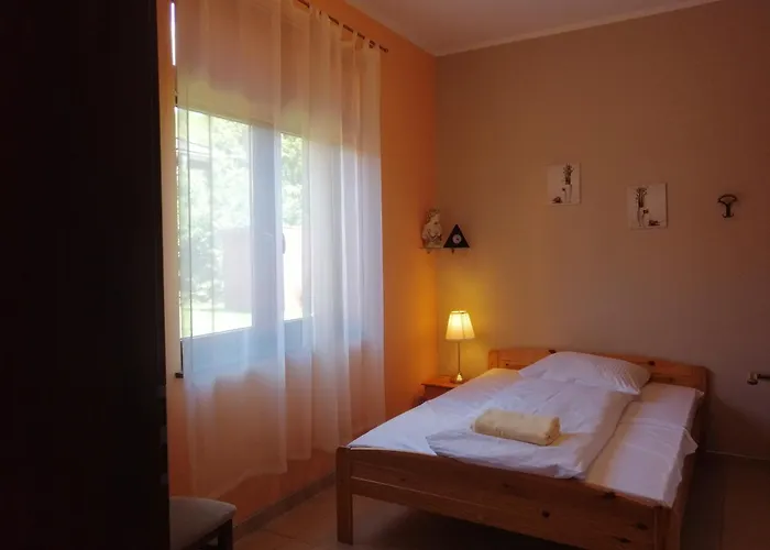 Olympia W Przesiece 4*